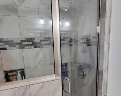 <p style="font-family: 'Poppins', sans-serif; font-weight: 700; font-size:24px;">BATHROOM REMODELING</p>